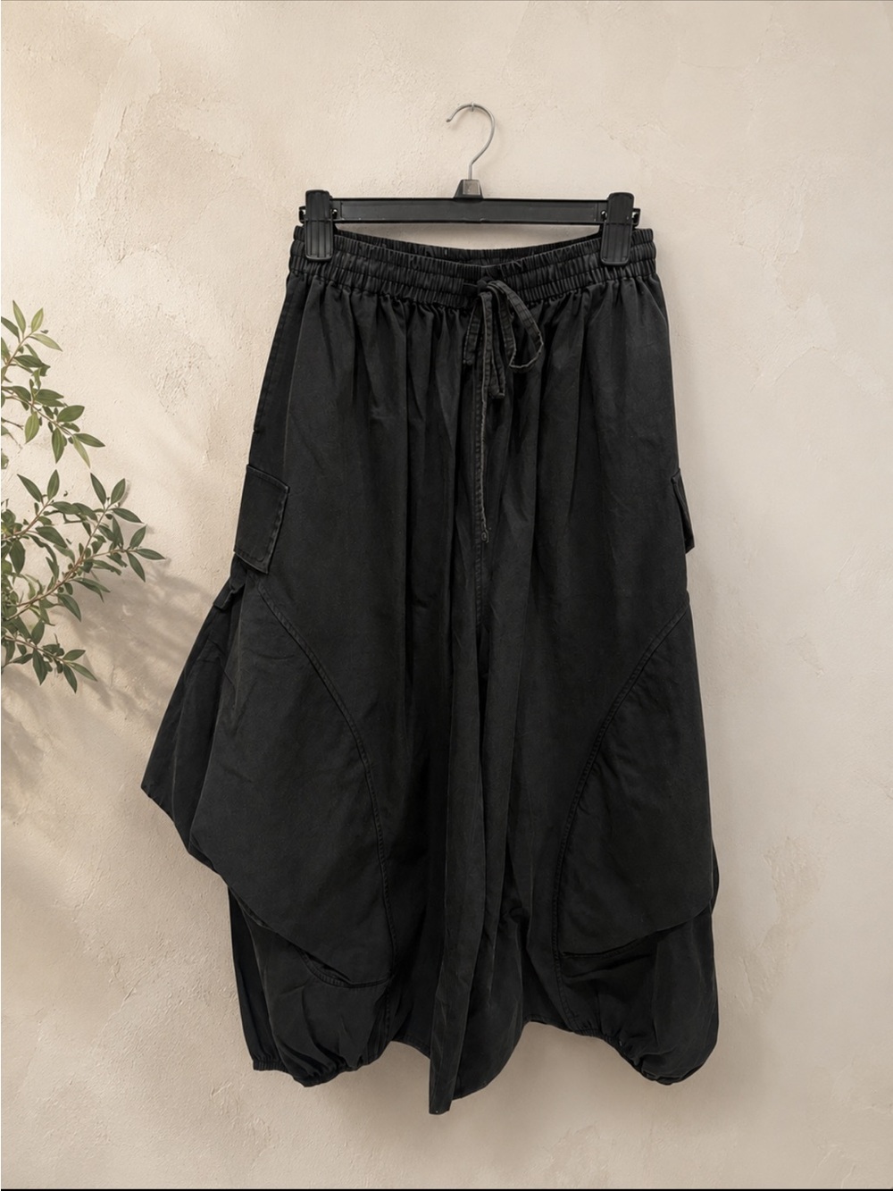 Black Oversized Cargo Drawstring
Pants - Casual Utility Style